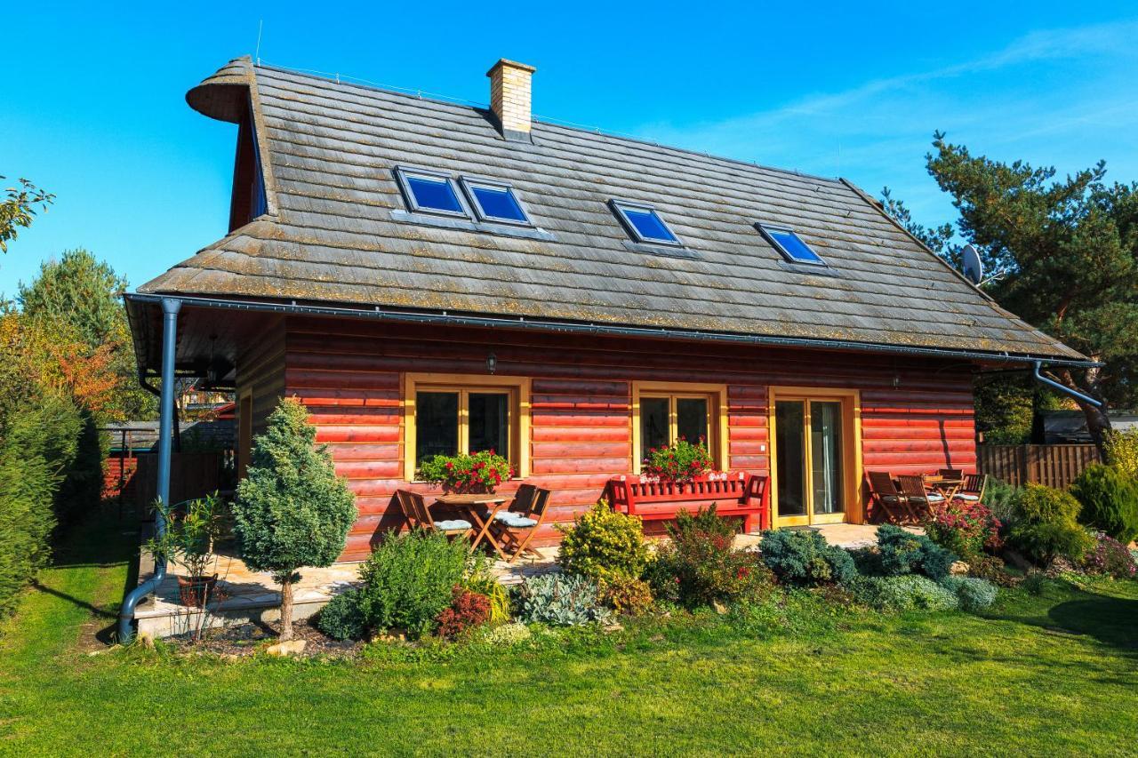 River Cottage Besenova Luaran gambar